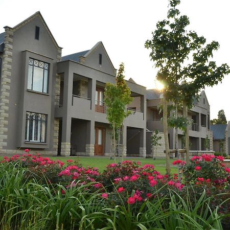 De Hoek Country Hotel Magaliesburg Exterior foto